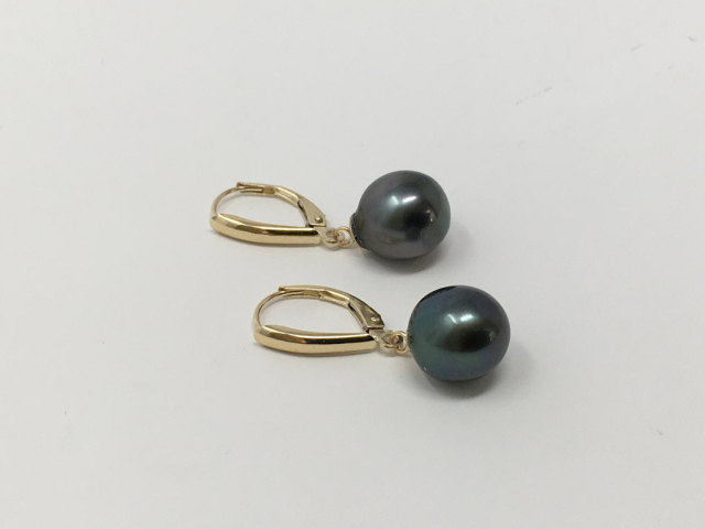 Tahitian Pearl Earrings