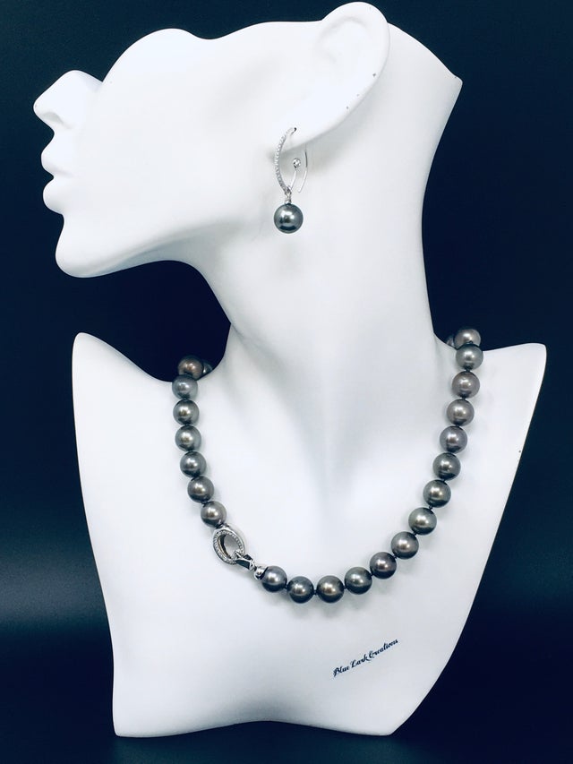 Cultured Tahitian Pearl Strand