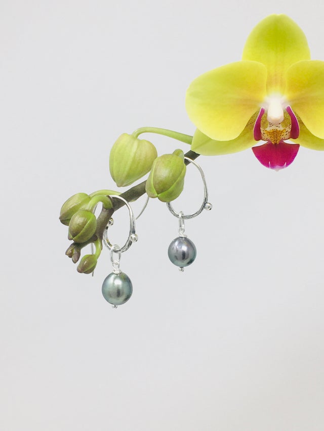 Tultured Tahitian Pearl Earrings